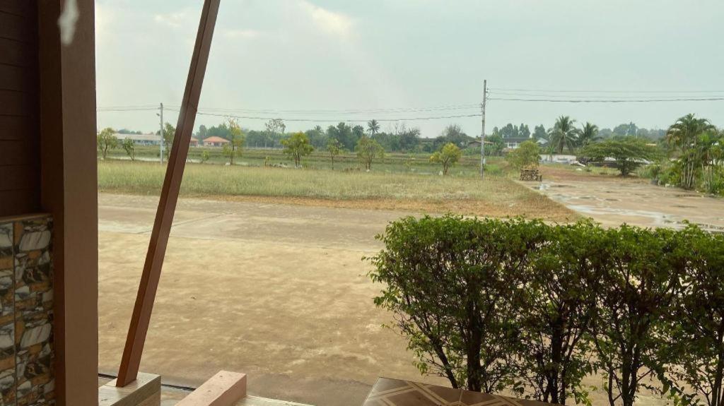 Prakaithong Hotel Amphoe Sawang Daen Din Bagian luar foto